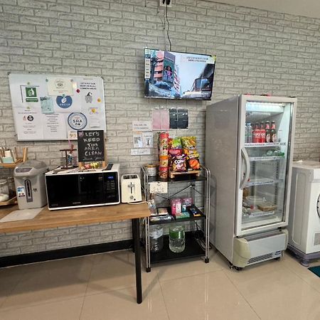 The Little Pig Sukhumvit Hotel Банкок Екстериор снимка