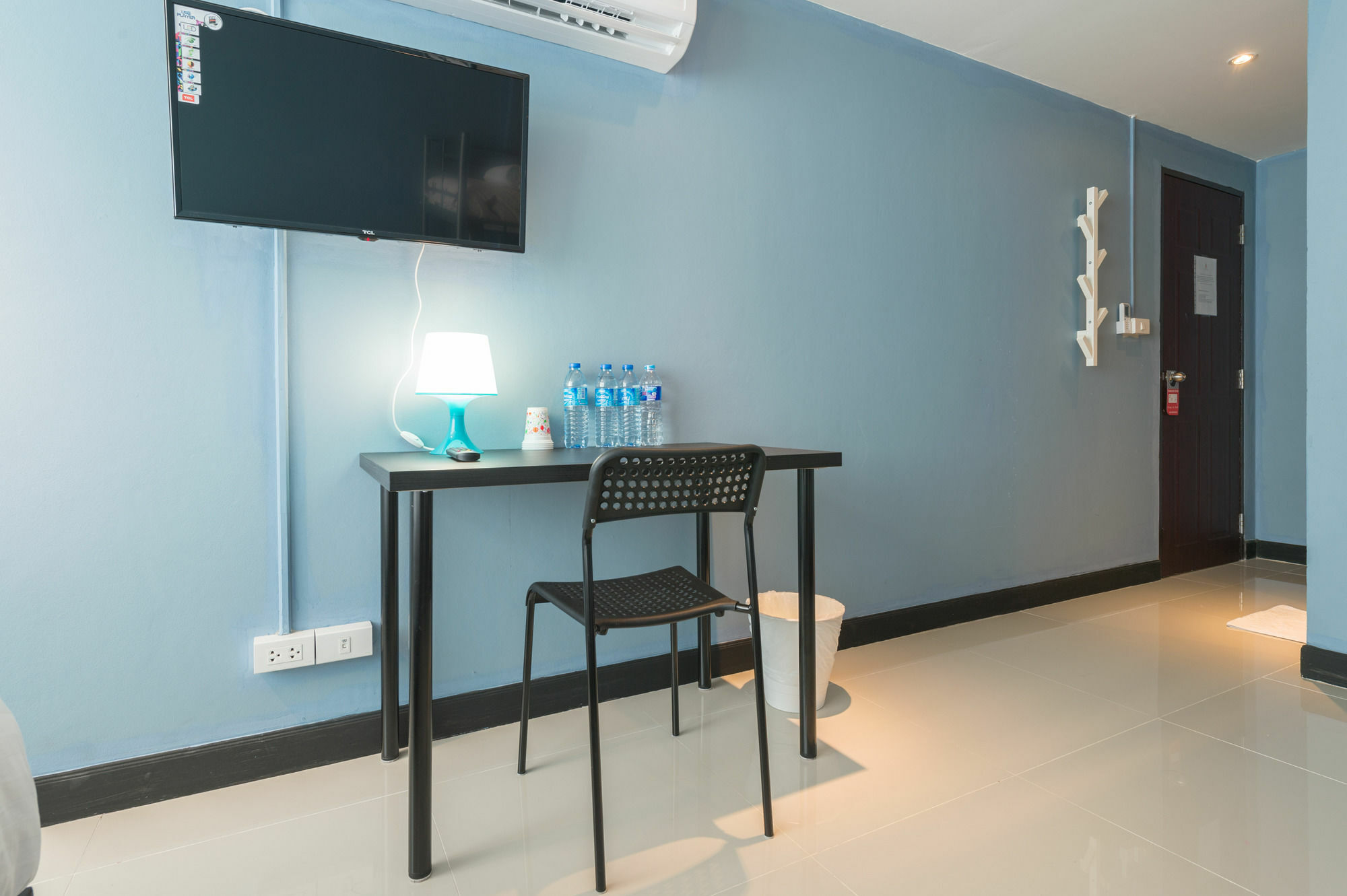 The Little Pig Sukhumvit Hotel Банкок Екстериор снимка
