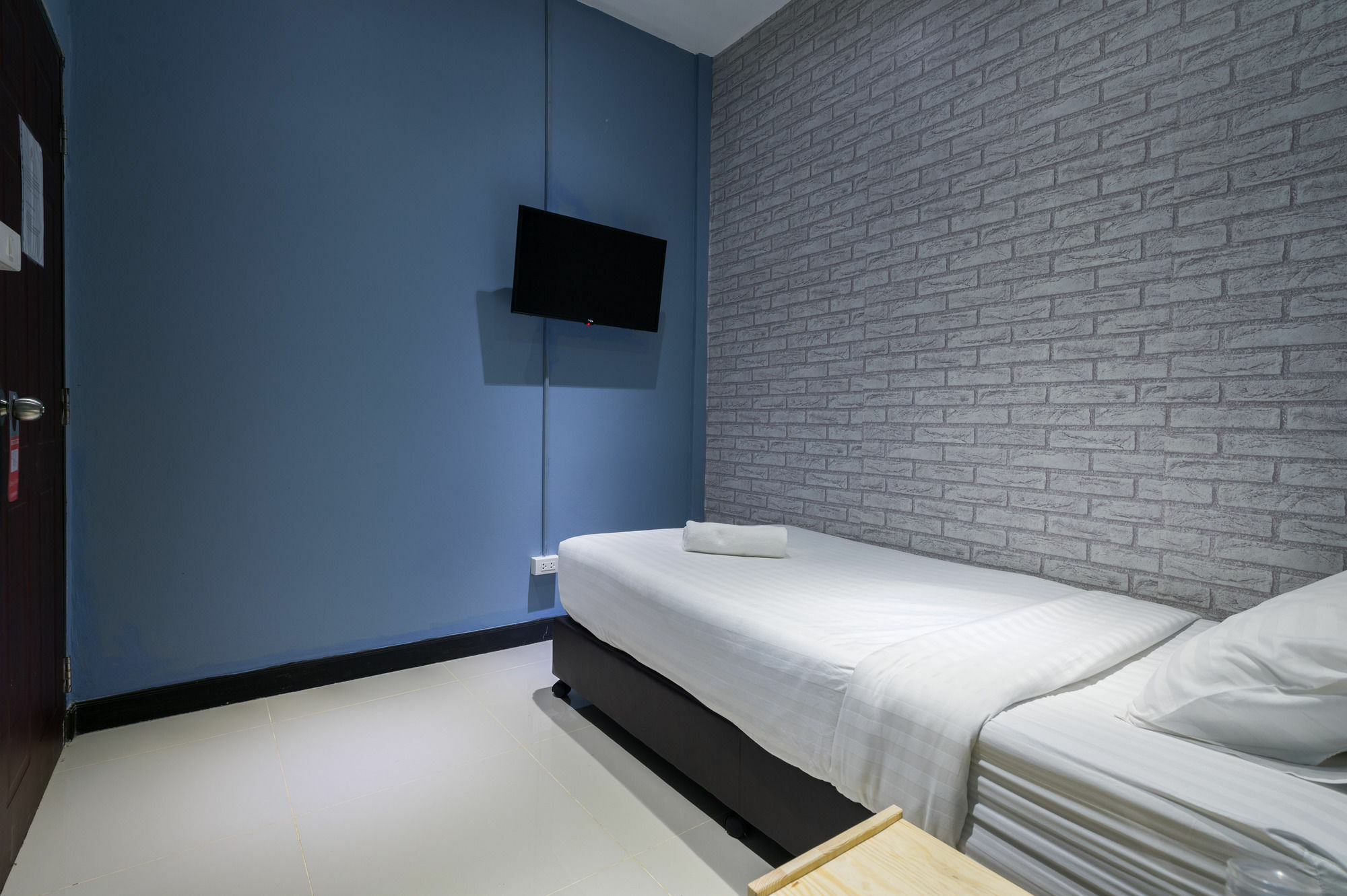 The Little Pig Sukhumvit Hotel Банкок Екстериор снимка
